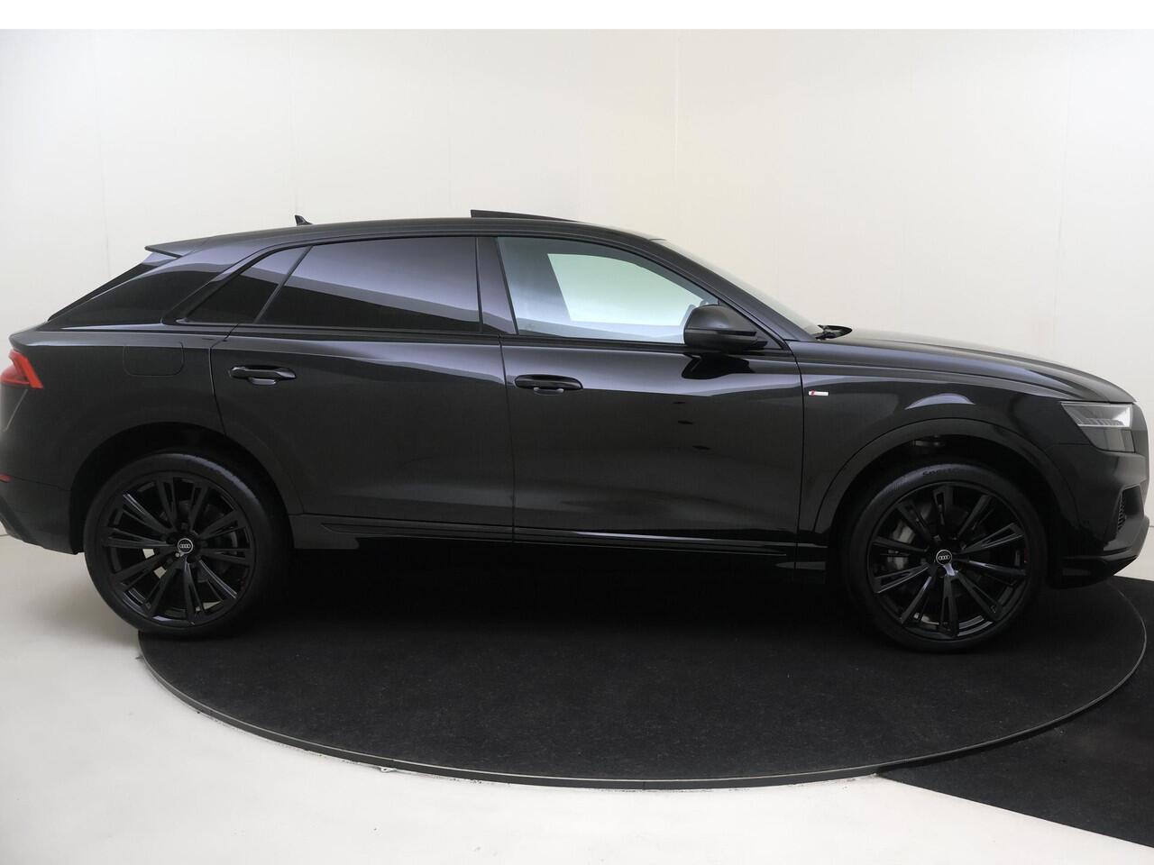 Audi Q8 55 TFSI e quattro Pro Line S | SoH 91% | Panoramadak | Luchtvering | 3-zone airco | LED matrix verlichting | Voorklimatisering | Stoelverwarming | CarPlay |