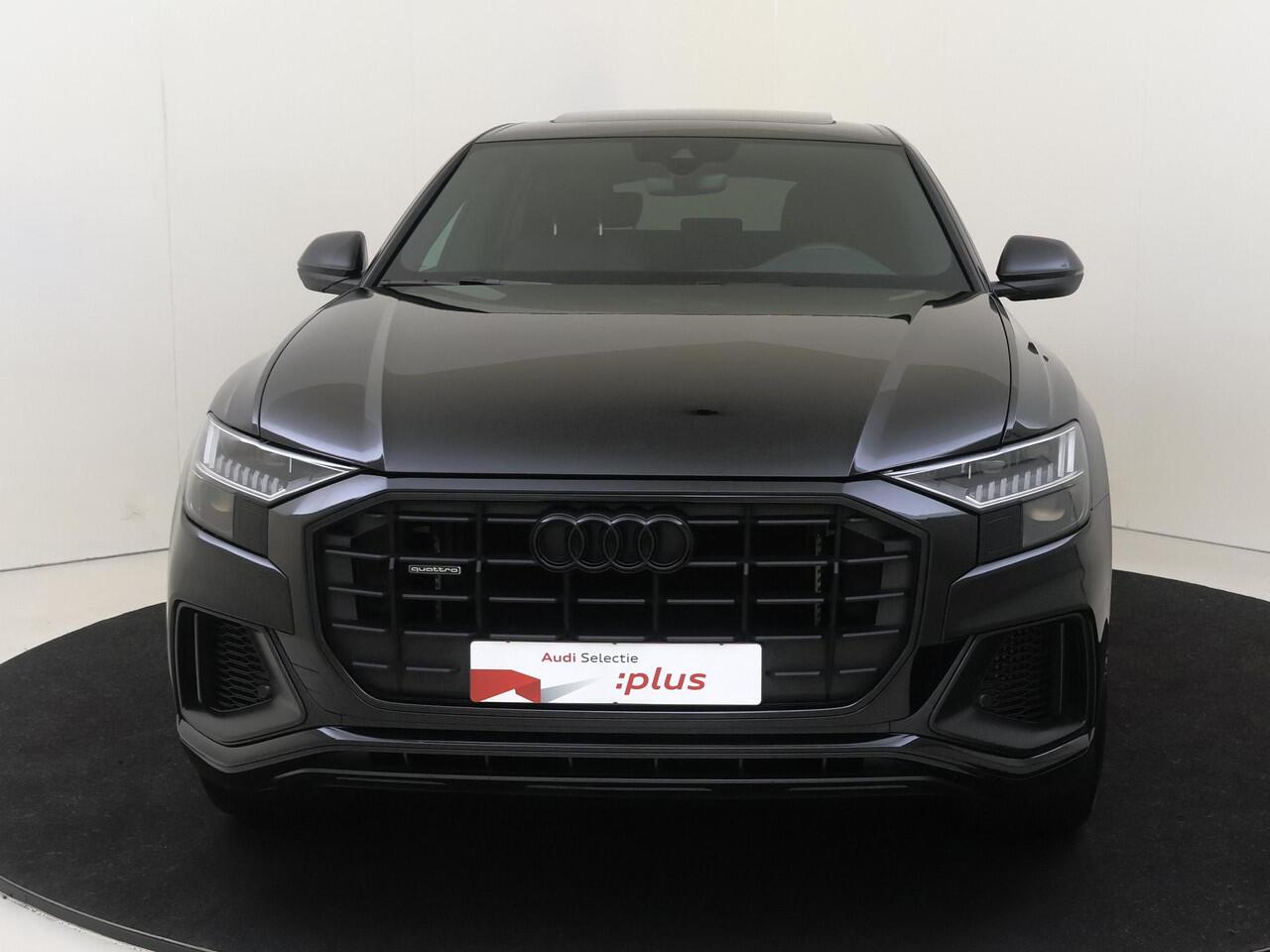 Audi Q8 55 TFSI e quattro Pro Line S | SoH 91% | Panoramadak | Luchtvering | 3-zone airco | LED matrix verlichting | Voorklimatisering | Stoelverwarming | CarPlay |