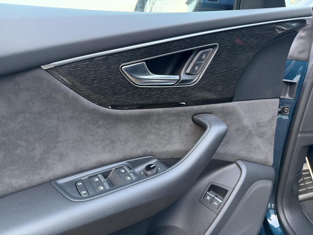 Audi Q8 55 TFSI e quattro Pro Line S-Line interieur l Luchtvering l Trekhaak l winter en zomerset