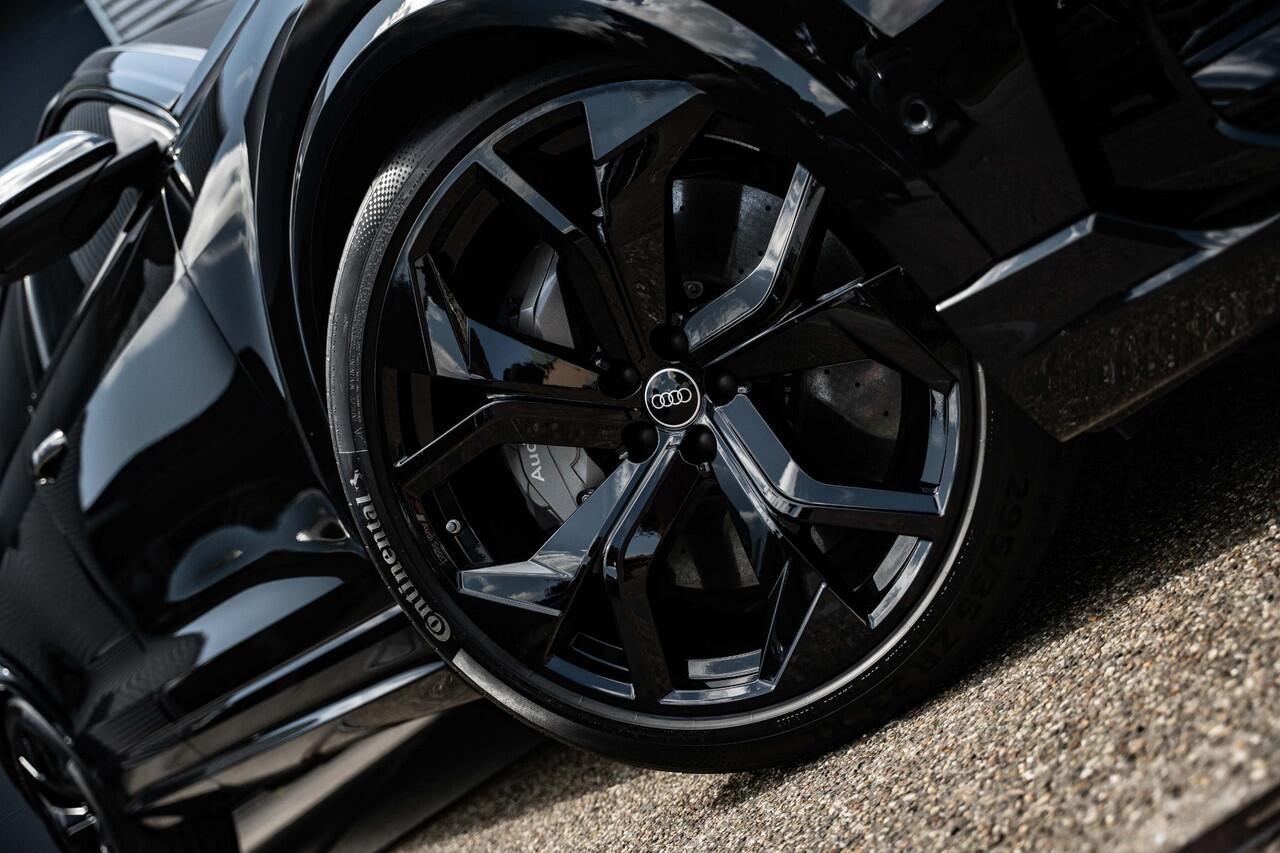 Audi Q8 4.0 TFSI RS Q8 quattro |Pano |B&O Adv |Keramische |RS Pakket |Alcantara hemel