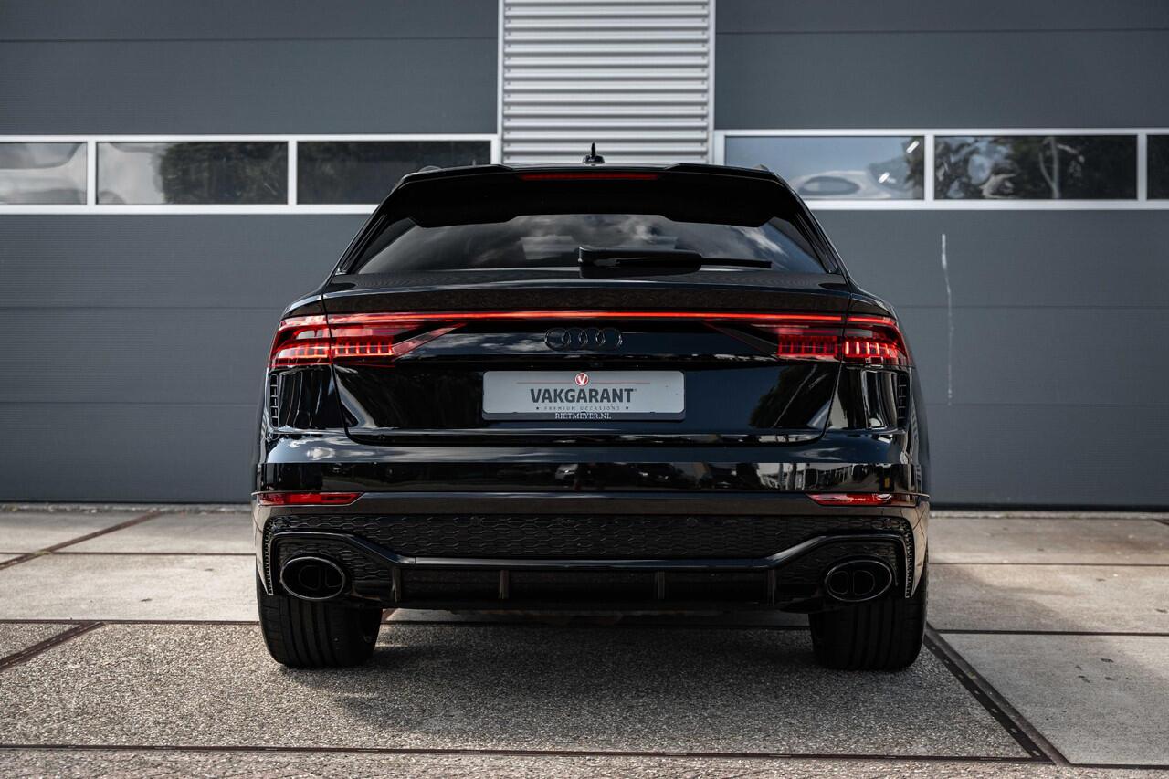 Audi Q8 4.0 TFSI RS Q8 quattro |Pano |B&O Adv |Keramische |RS Pakket |Alcantara hemel