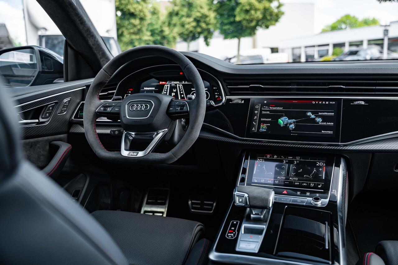 Audi Q8 4.0 TFSI RS Q8 quattro |Pano |B&O Adv |Keramische |RS Pakket |Alcantara hemel