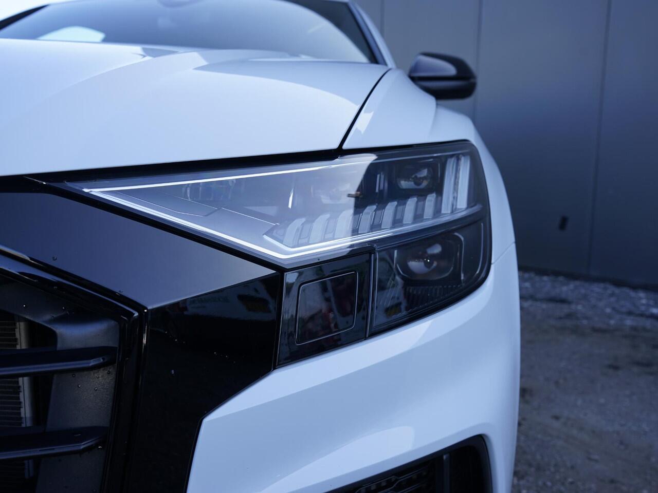 Audi Q8 55 TFSI e quattro Pro Line S Dealeronderh. / 23inch / Panoramadak / Matrix / RS stoelen / Trekhaak / B&O / Camera / Soft close