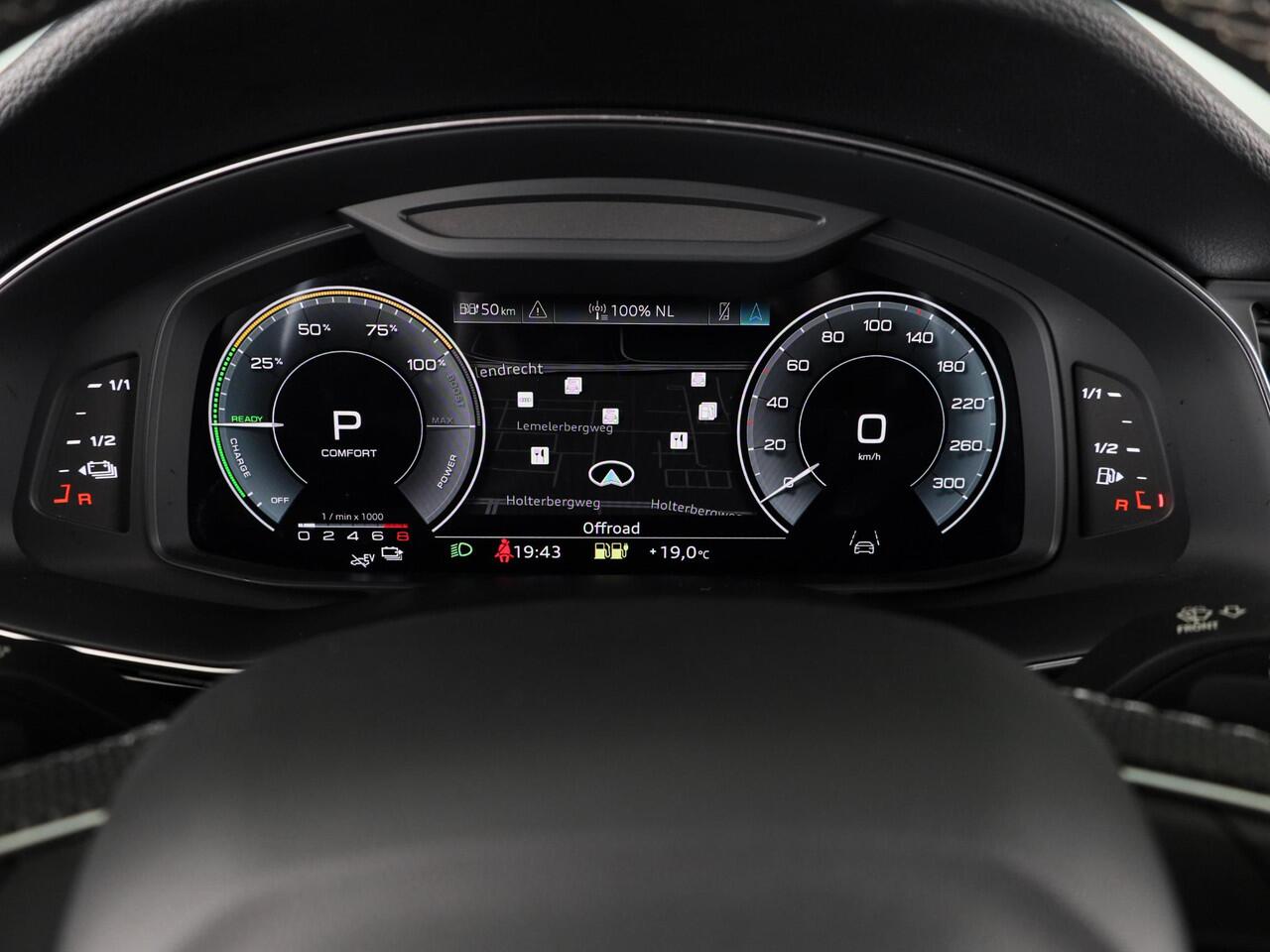 Audi Q8 55 TFSI e quattro Pro Line S 380pk | SoH 94%| Panoramadak | Adaptieve cruise controle | Lederen bekleding | Geheugen bestuurderstoel| soh 94%