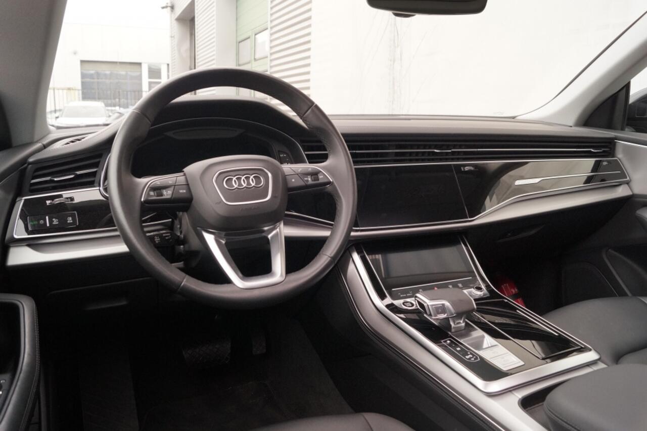 Audi Q8 55 TFSI Quattro Hybrid ProLine S-Line -PANO-LEER-