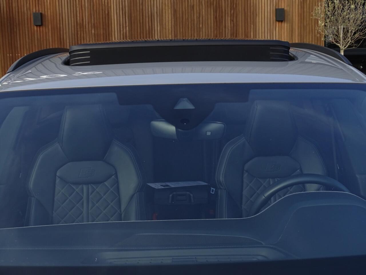 Audi Q8 60 TFSIe 462PK Quattro / Audi Exclusive / Nardo grey / 360°