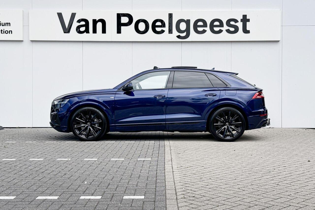 Audi Q8 55 TFSI e quattro Pro Line Panoramadak | Head up | Selections