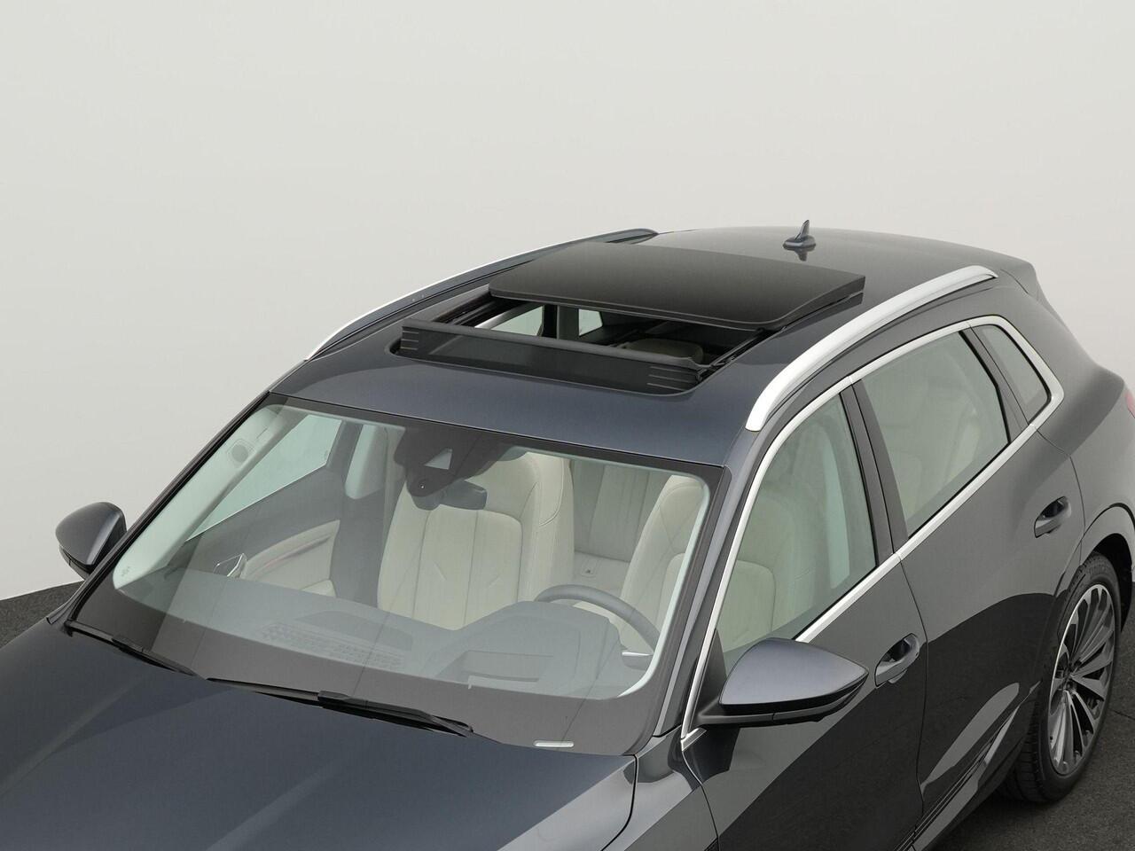Audi Q8 e-tron 50 340 pk S-tronic quattro Advanced Edition 95 kWh | Rondomzicht camera | Panoramadak | Luchtvering | Standkachel | Bang & Olufsen Premium 3D sound | 21 inch