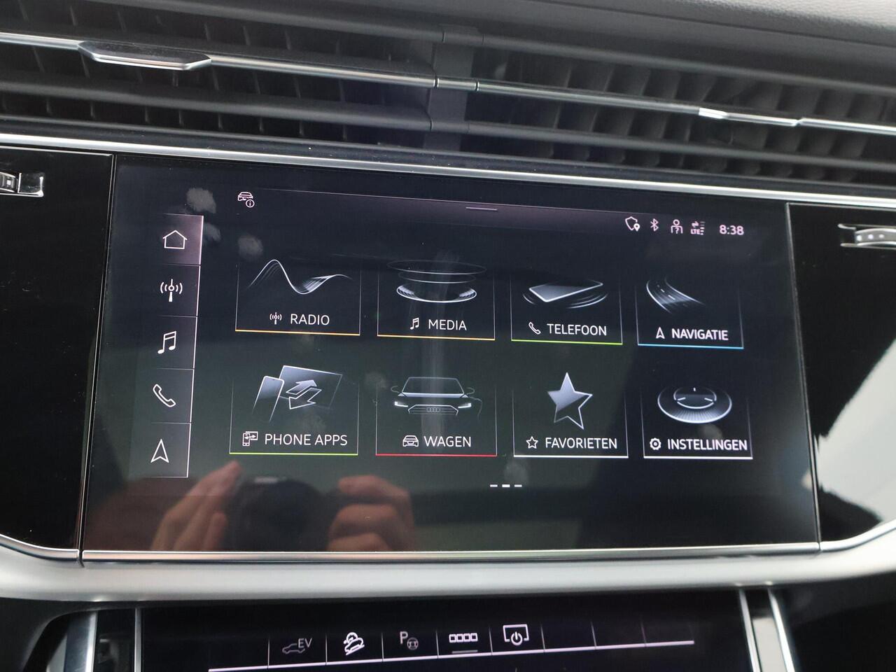 Audi Q8 55 TFSI e quattro Pro Line | 381 PK | SoH 97% | Automaat | Multifunctioneel stuurwiel | Panoramadak | Adaptive Cruisecontrol |