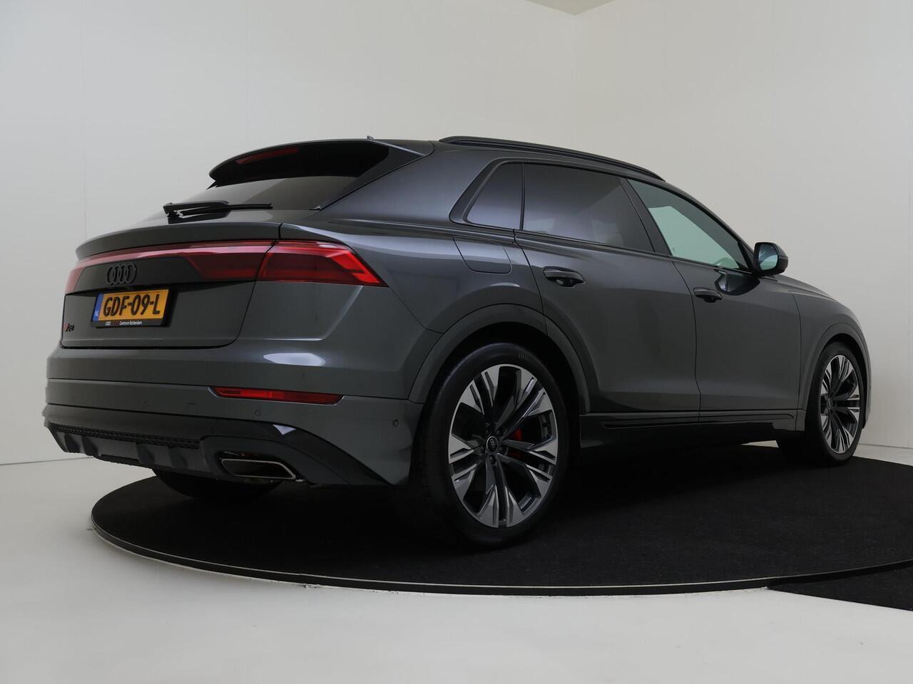 Audi Q8 55 TFSI e quattro Pro Line S | Panoramadak | Trekhaak | Bang & Olufsen | Keyless| Tour | Parking Plus | LED matrix verlichting | Sportstoelen Plus | Leder Valcona |