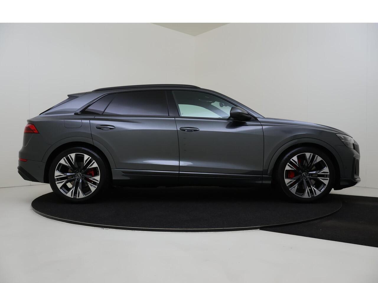 Audi Q8 55 TFSI e quattro Pro Line S | Panoramadak | Trekhaak | Bang & Olufsen | Keyless| Tour | Parking Plus | LED matrix verlichting | Sportstoelen Plus | Leder Valcona |