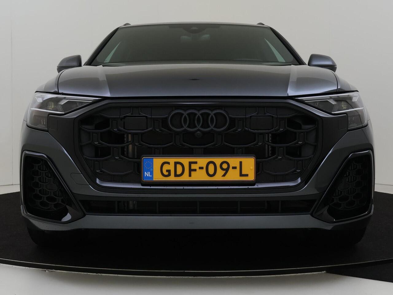 Audi Q8 55 TFSI e quattro Pro Line S | Panoramadak | Trekhaak | Bang & Olufsen | Keyless| Tour | Parking Plus | LED matrix verlichting | Sportstoelen Plus | Leder Valcona |