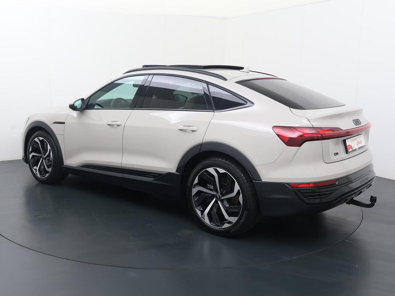 Audi Q8 Sportback e-tron 55 quattro Advanced Edition 115 kWh | 300 PK | SoH 92% | Panoramadak | Matrix LED koplampen | B&O Premium sound |21" LM velgen |