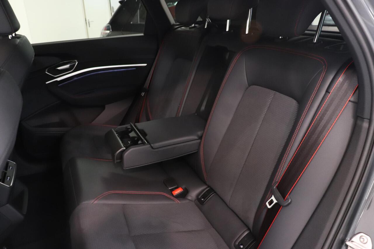 Audi Q8 e-tron 50 quattro S Edition 95 kWh | Panoramadak | SoH 94% | Elektr stoelen | Luchtvering | LED verlichting |