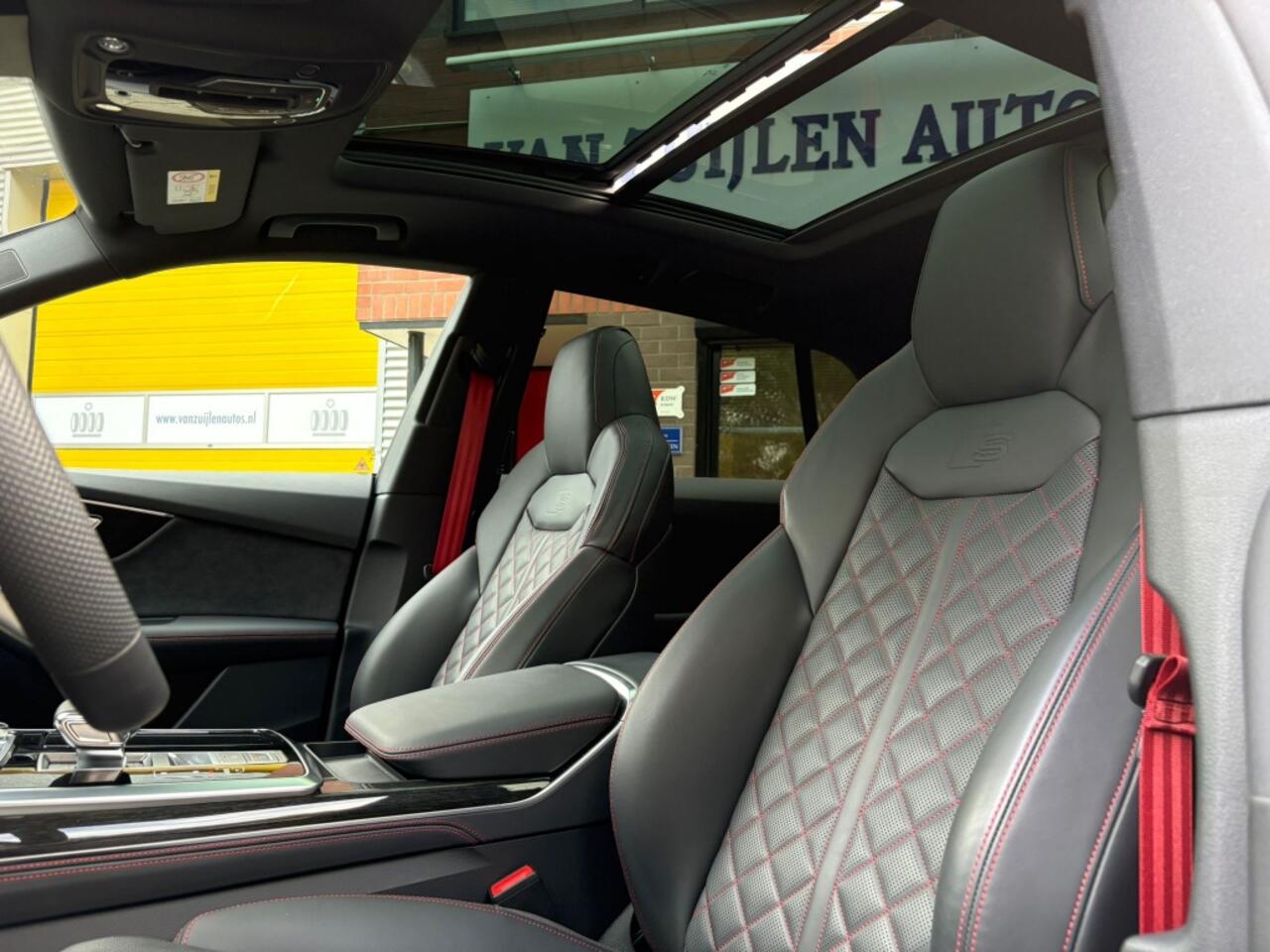 Audi Q8 60 TFSIe Competition 23" 4wiel Massage OLED Trekhaak Head-Up 5Jr