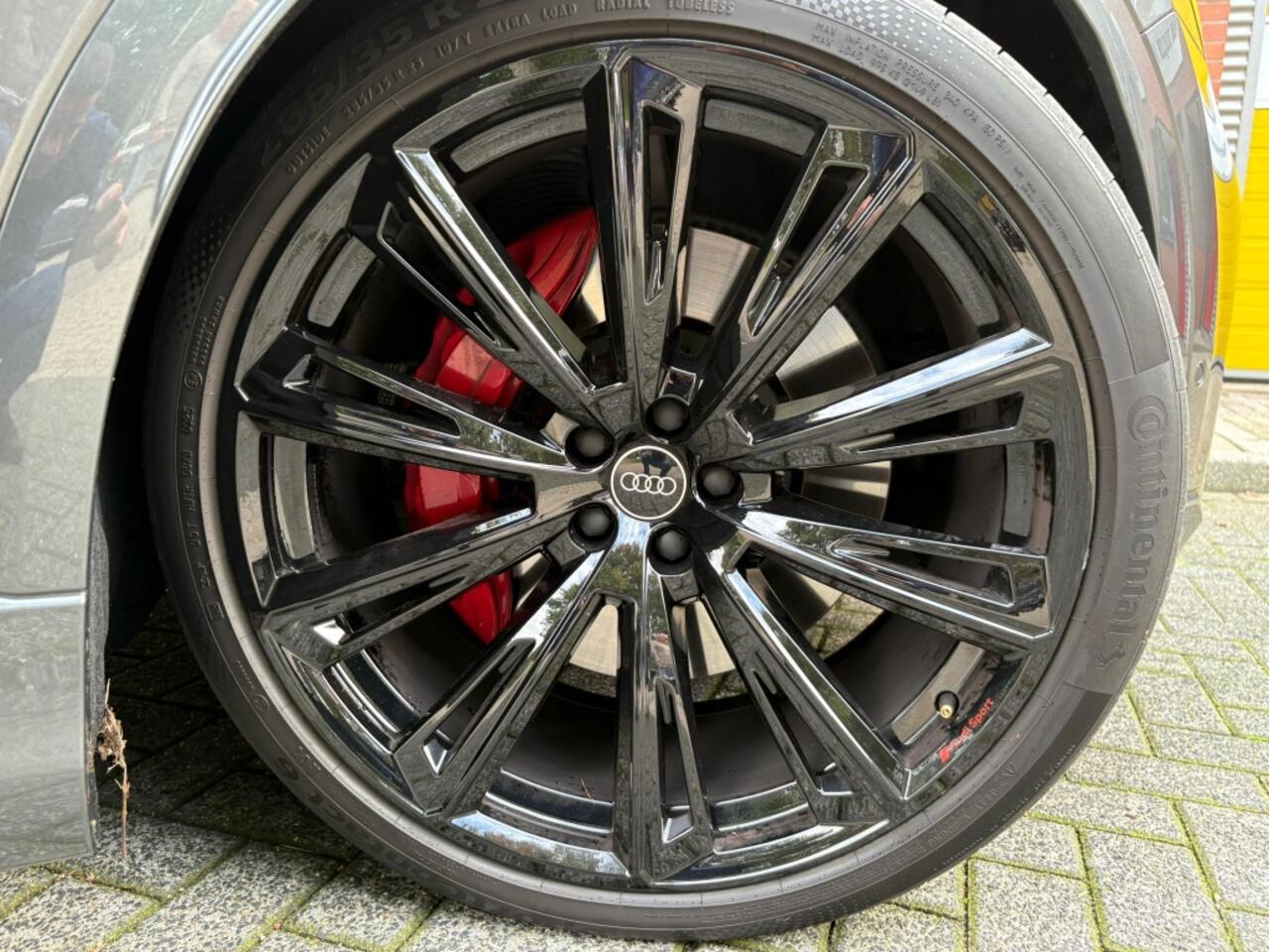 Audi Q8 60 TFSIe Competition 23" 4wiel Massage OLED Trekhaak Head-Up 5Jr