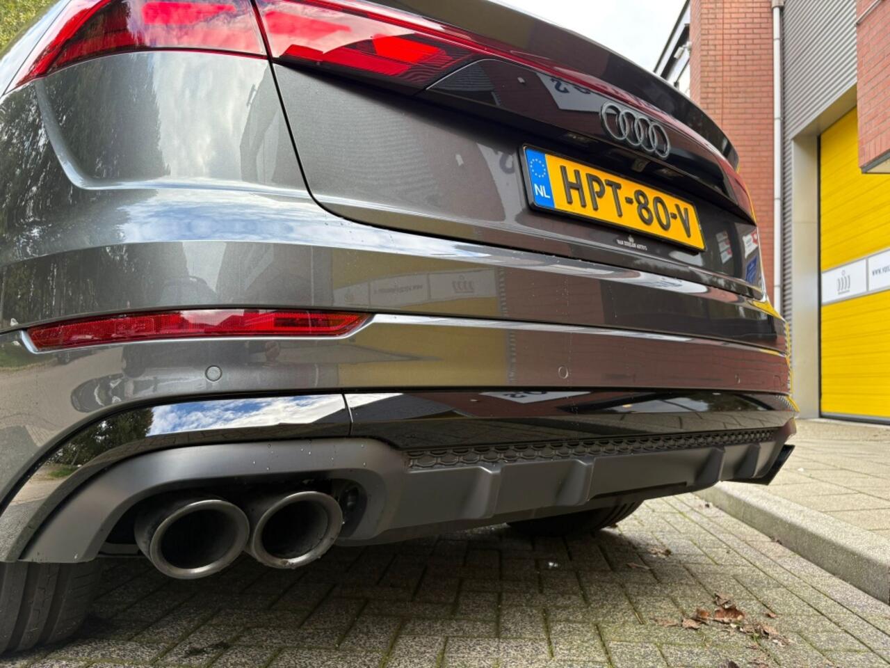 Audi Q8 60 TFSIe Competition 23" 4wiel Massage OLED Trekhaak Head-Up 5Jr
