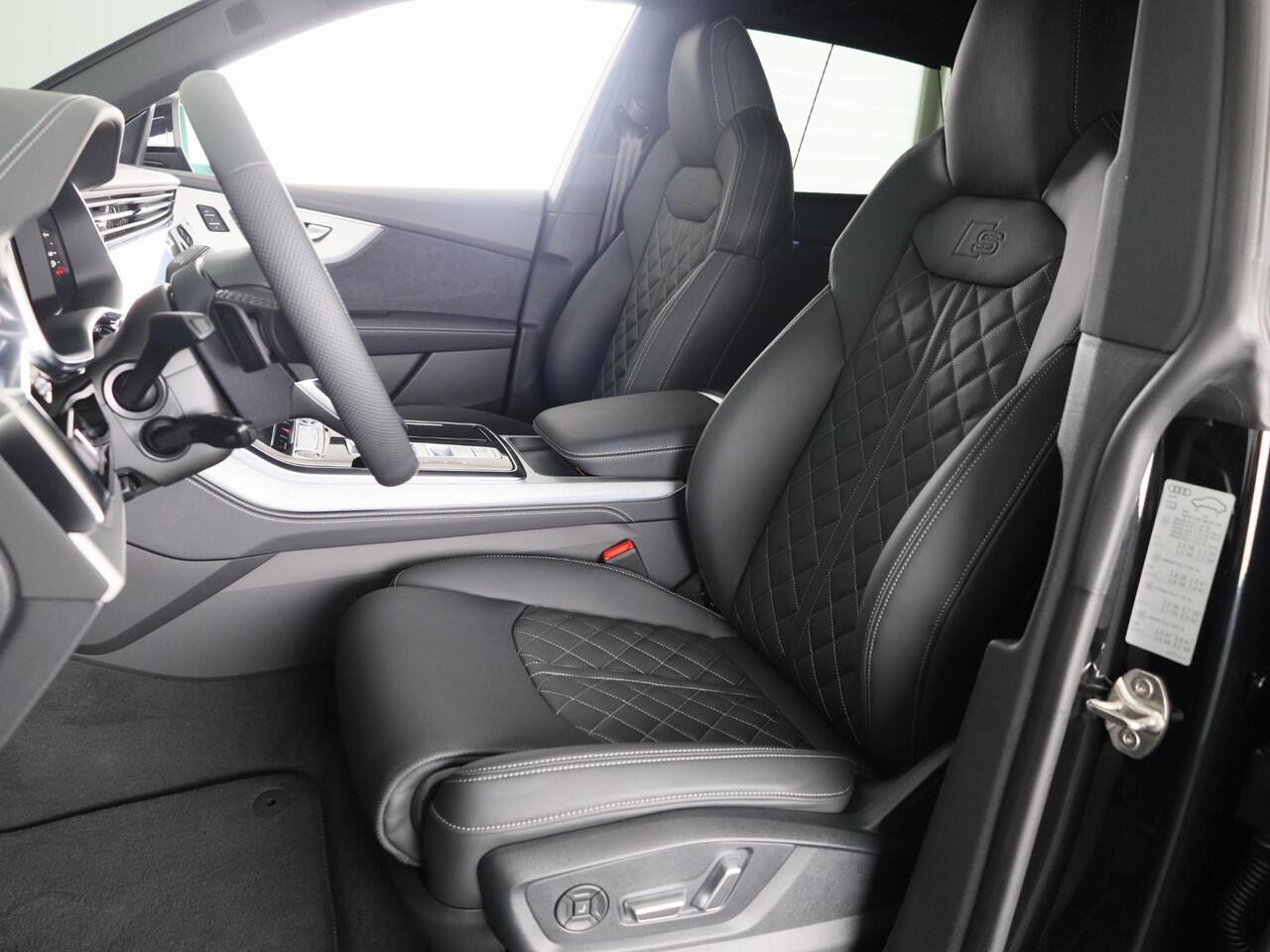 Audi Q8 60 TFSI e quattro Pro Line S Competition 490pk | Panoramadak | Head up display | Memory | Trekhaak | Massage stoelen | Assistentpakket Tour |