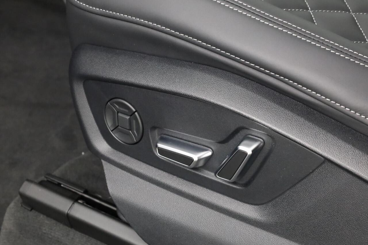Audi Q8 Pro Line S 55 TFSI e 290 kW / 394 PK SUV 8 versn. | Bang & Olufsen Premium | 23 inch | Panoramadak | Trekhaak | Tour pakket | Luchtvering |