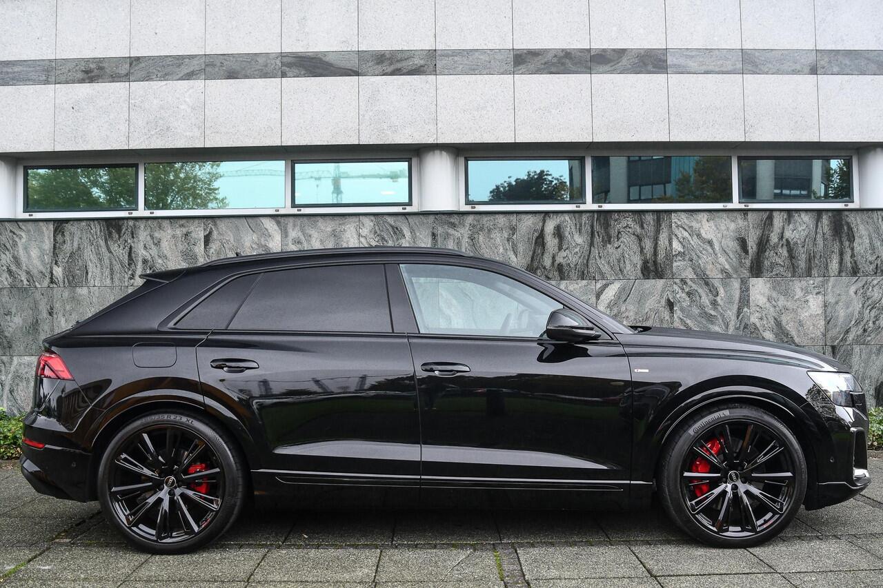Audi Q8 60 TFSI e Quattro Competition|23inch|Trekhaak|Pano