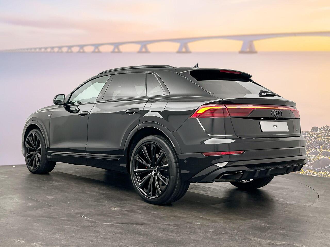 Audi Q8 Pro Line S 55 TFSI e 290 kW / 394 PK SUV 8 versn.