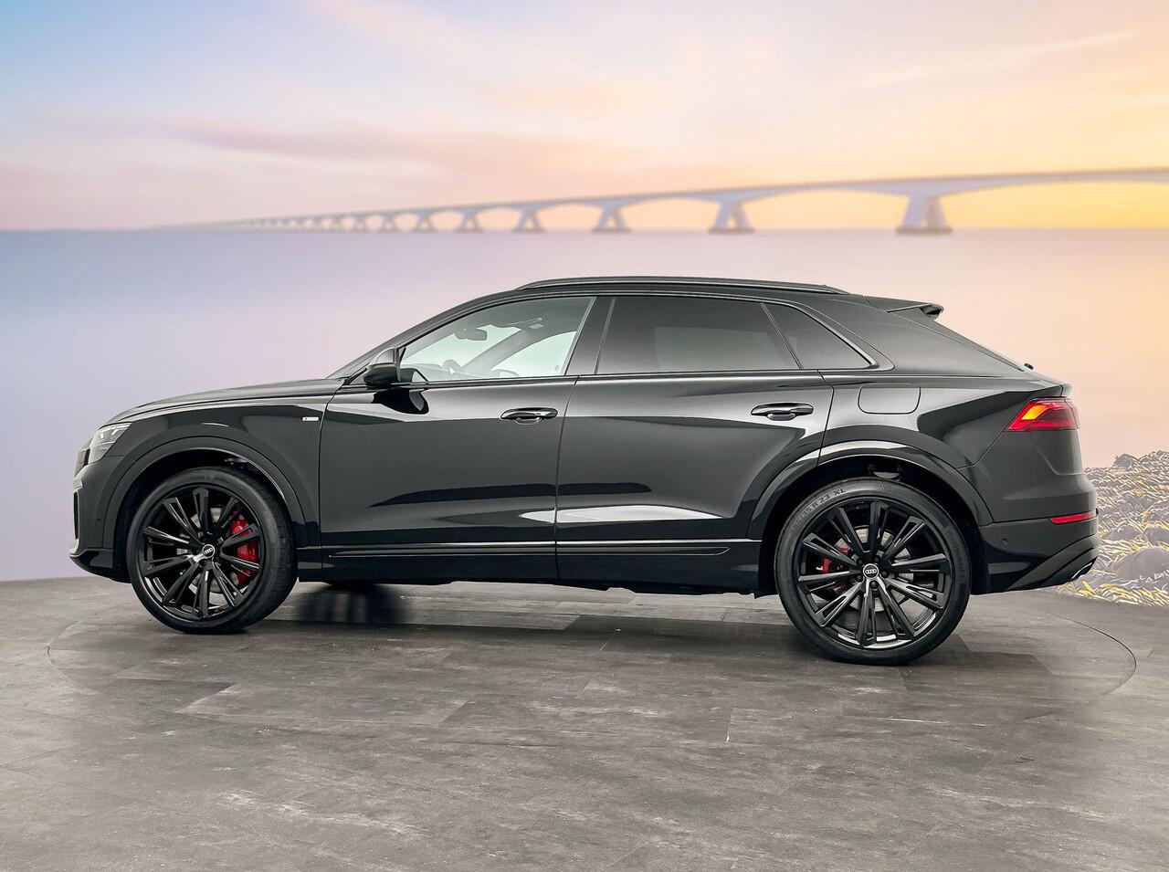 Audi Q8 Pro Line S 55 TFSI e 290 kW / 394 PK SUV 8 versn.