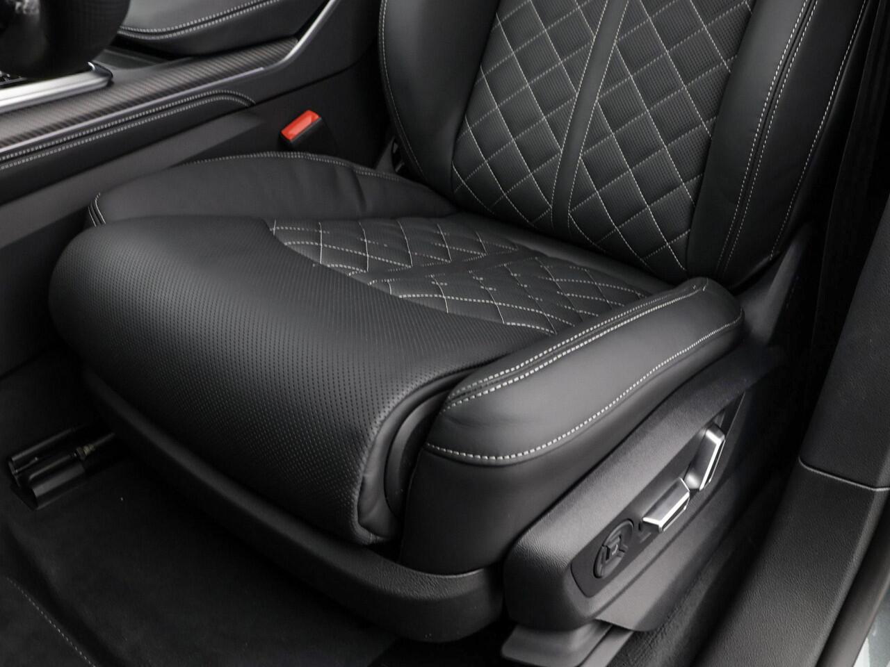 Audi Q8 55 TFSI e quattro Pro Line S 394 PK · B&O Premium 3D · Vierwielbesturing · Assist parking plus, remote · Stoelventilatie + massage