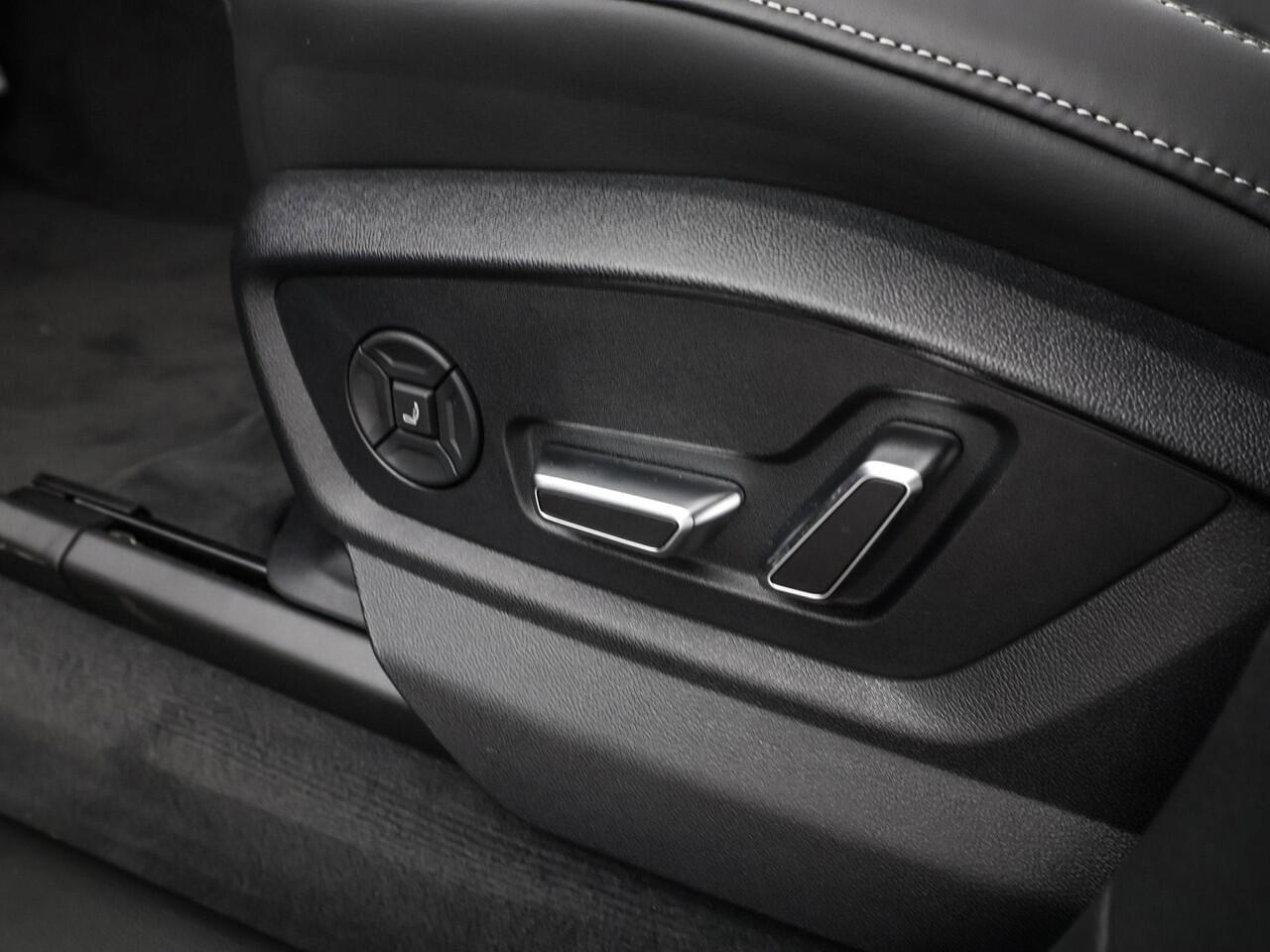 Audi Q8 55 TFSI e quattro Pro Line S 394 PK · B&O Premium 3D · Vierwielbesturing · Assist parking plus, remote · Stoelventilatie + massage