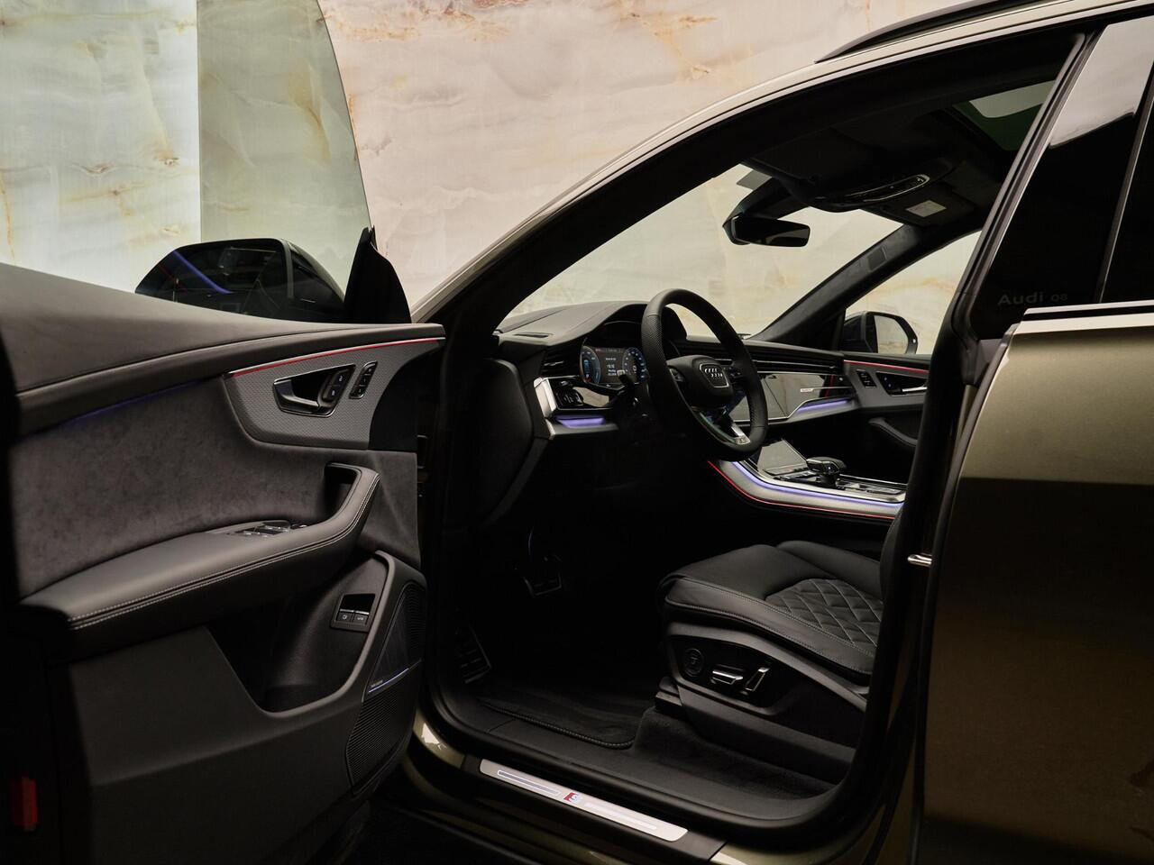 Audi Q8 60 TFSI e Quattro Pro Line S Competition, Audi Exclusive, pano, 4W-best, B&O adv., Luchtv., OLED, S sportstoelen, Laserlicht, 23", NP172k