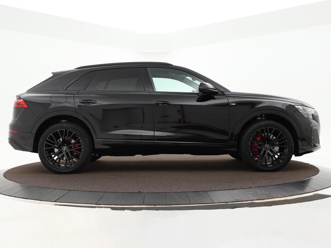 Audi Q8 55 TFSI e quattro Pro Line S 394 PK · B&O Premium 3D · Vierwielbesturing · Assist parking plus, remote · Trekhaak elek. wegklapbaar · MEGA Sale