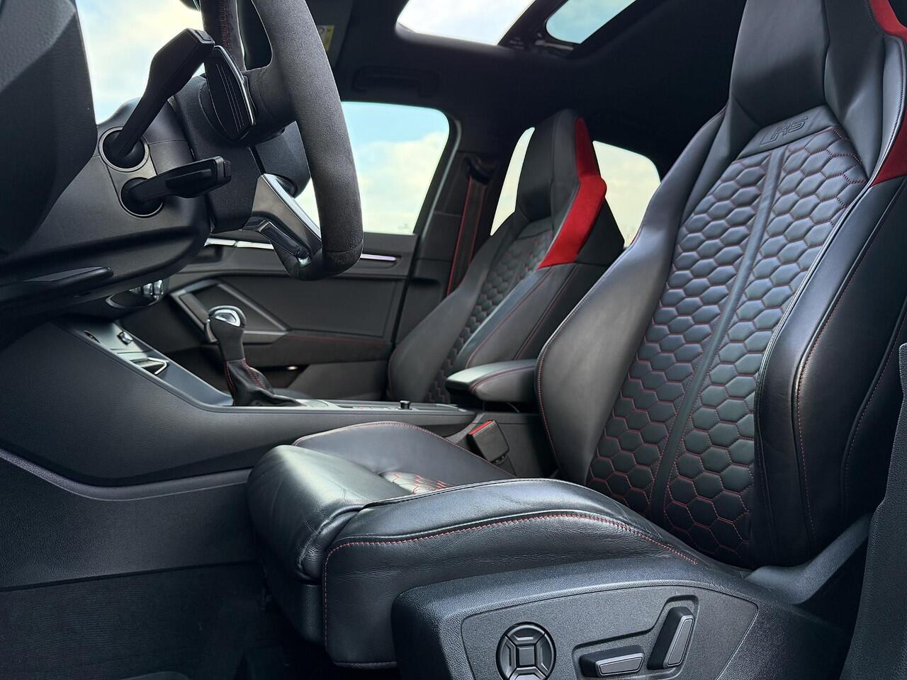 Audi RS Q3 RSQ3 Sportback TFSI | PANO SFEER 360CAM SONOS - FULL OPTION