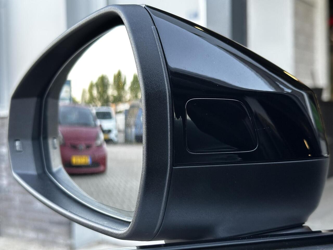 Audi RS3 Sportback 2.5 TFSI RS 3 QUATTRO TTE700 600+ PK | AKRAPOVIC | B&O | Virtual | MAGNETIC RIDE | DAB | Camera