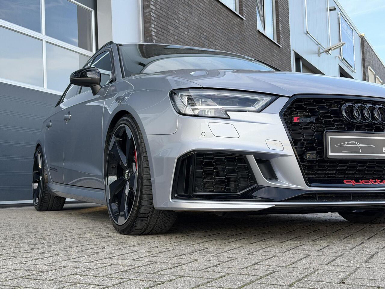 Audi RS3 Sportback 2.5 TFSI RS 3 QUATTRO TTE700 600+ PK | AKRAPOVIC | B&O | Keyless | CarPlay | MAGNETIC RIDE | DAB | Camera