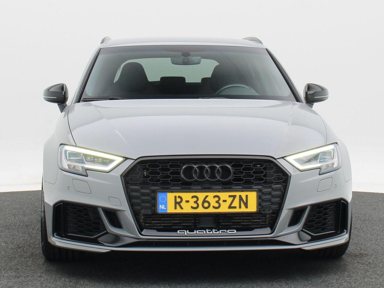 Audi RS3 Sportback 2.5 TFSi 400 Pk quattro | Matrix LED | Nappa Leder | Digitale Cockpit | Abt 19 inch | Dealer onderhouden