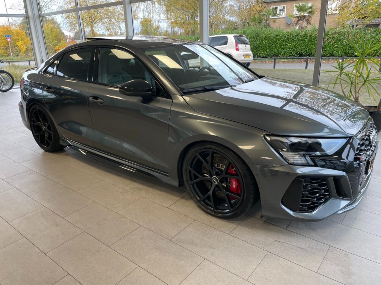 Audi RS3 2.5 TFSI RS 3 QUATTRO RS3 Limousine