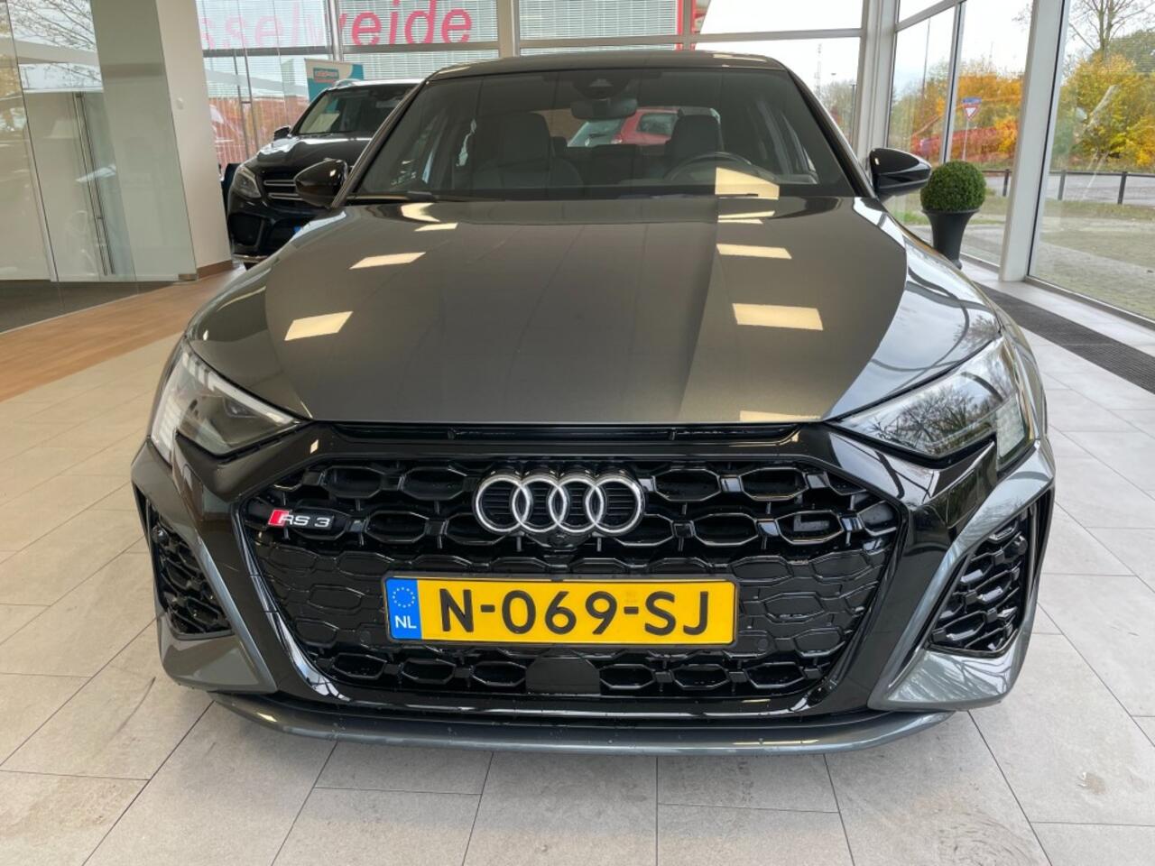 Audi RS3 2.5 TFSI RS 3 QUATTRO RS3 Limousine