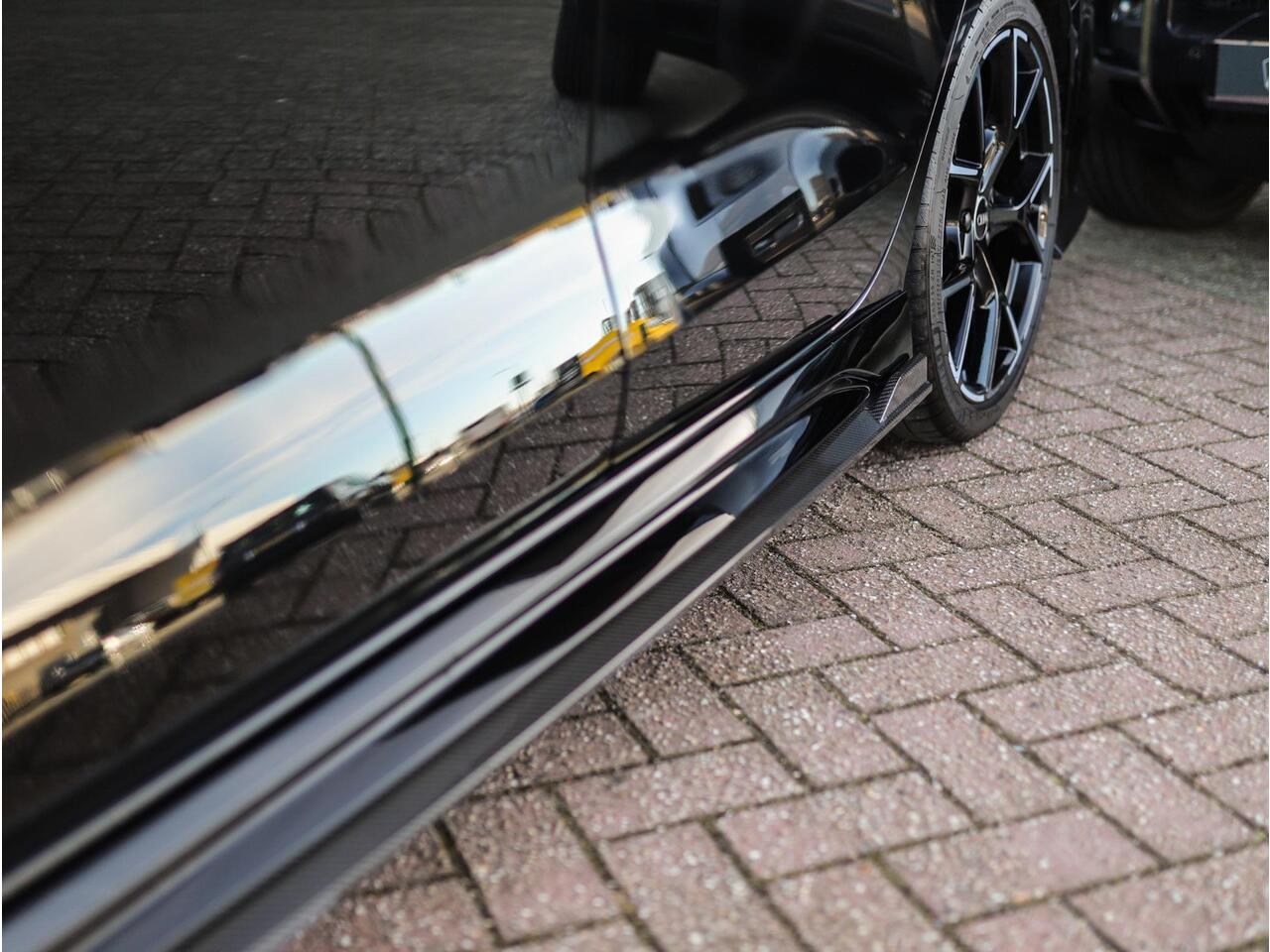 Audi RS3 Limousine 2.5 TFSI A3 quattro | CT Carbon | RS-Dynamic | Matrix | Keyless | B&O | Leder | Camera