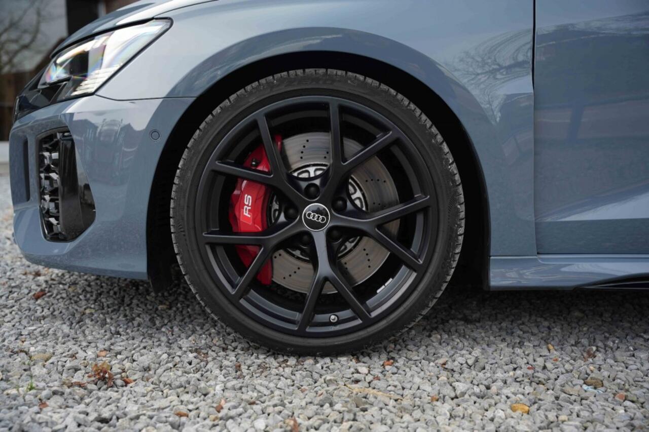 Audi RS3 2.5 TFSI RS3 QUATTO LIMOUSINE