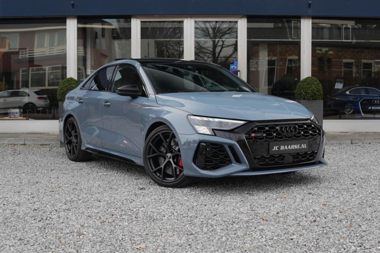 Audi RS3 2.5 TFSI RS3 QUATTO LIMOUSINE