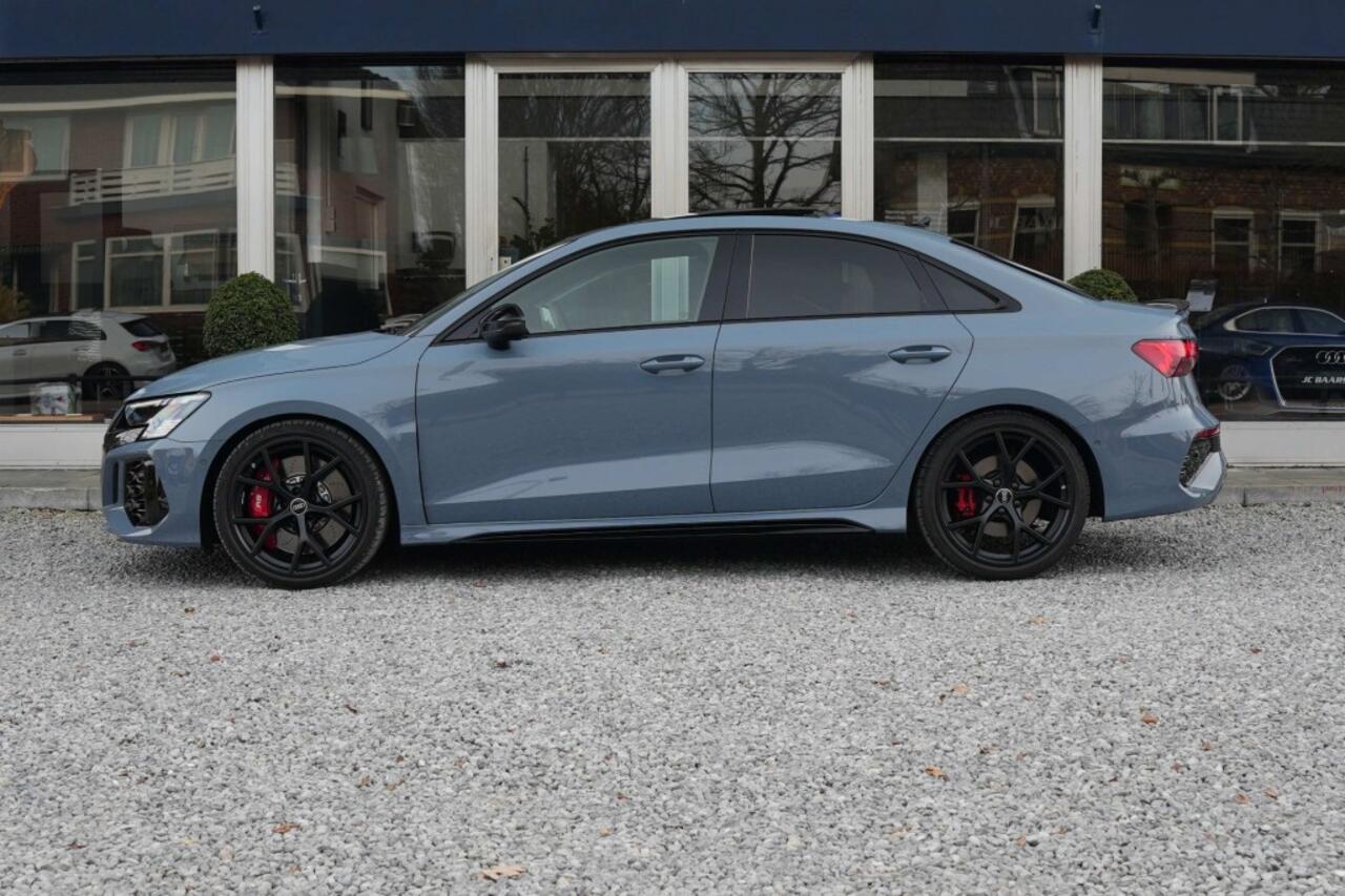 Audi RS3 2.5 TFSI RS3 QUATTO LIMOUSINE