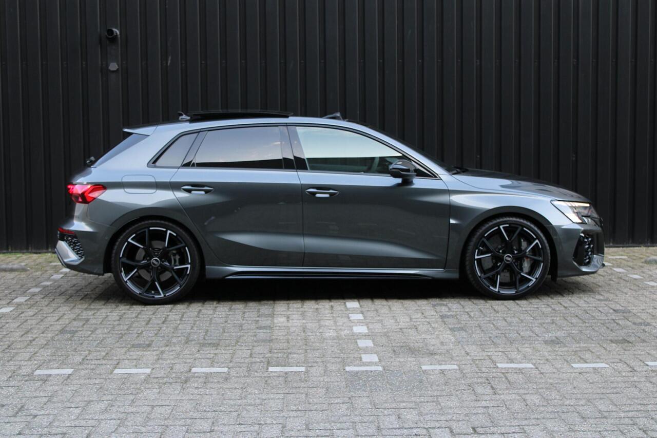 Audi RS3 Sportback 2.5 TFSI quattro PANO CERAMIC B&O HuD
