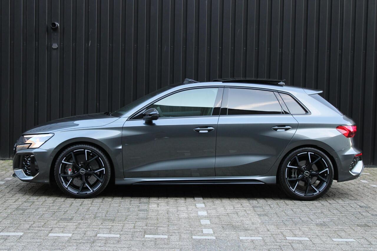 Audi RS3 Sportback 2.5 TFSI quattro PANO CERAMIC B&O HuD