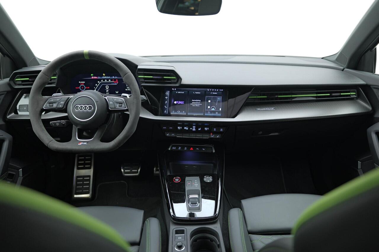 Audi RS3 Sportback 2.5 TFSI Quattro |Pano|Massage|Ceramic|Carbon|Memory|VOLL|