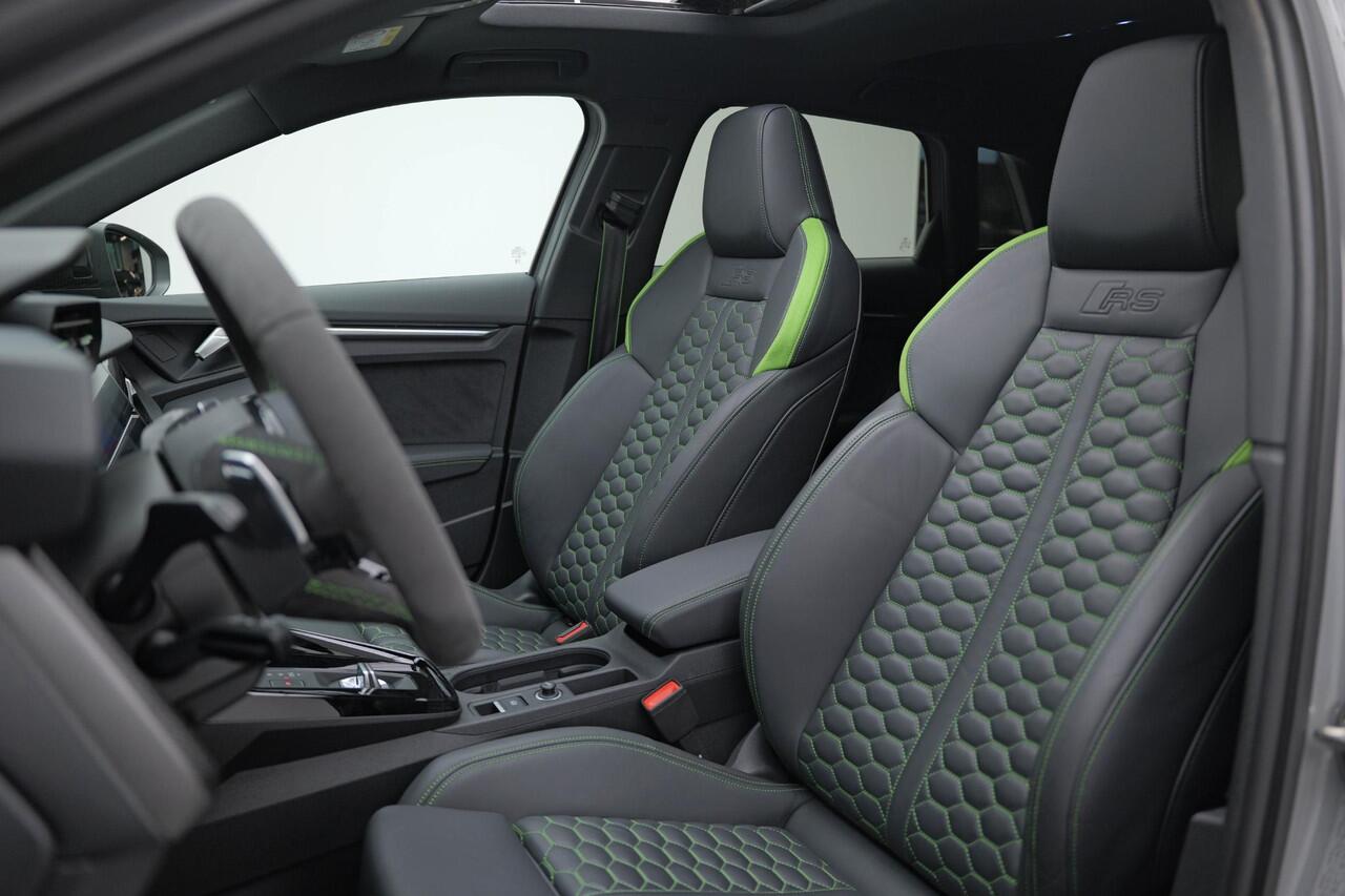 Audi RS3 Sportback 2.5 TFSI Quattro |Pano|Massage|Ceramic|Carbon|Memory|VOLL|