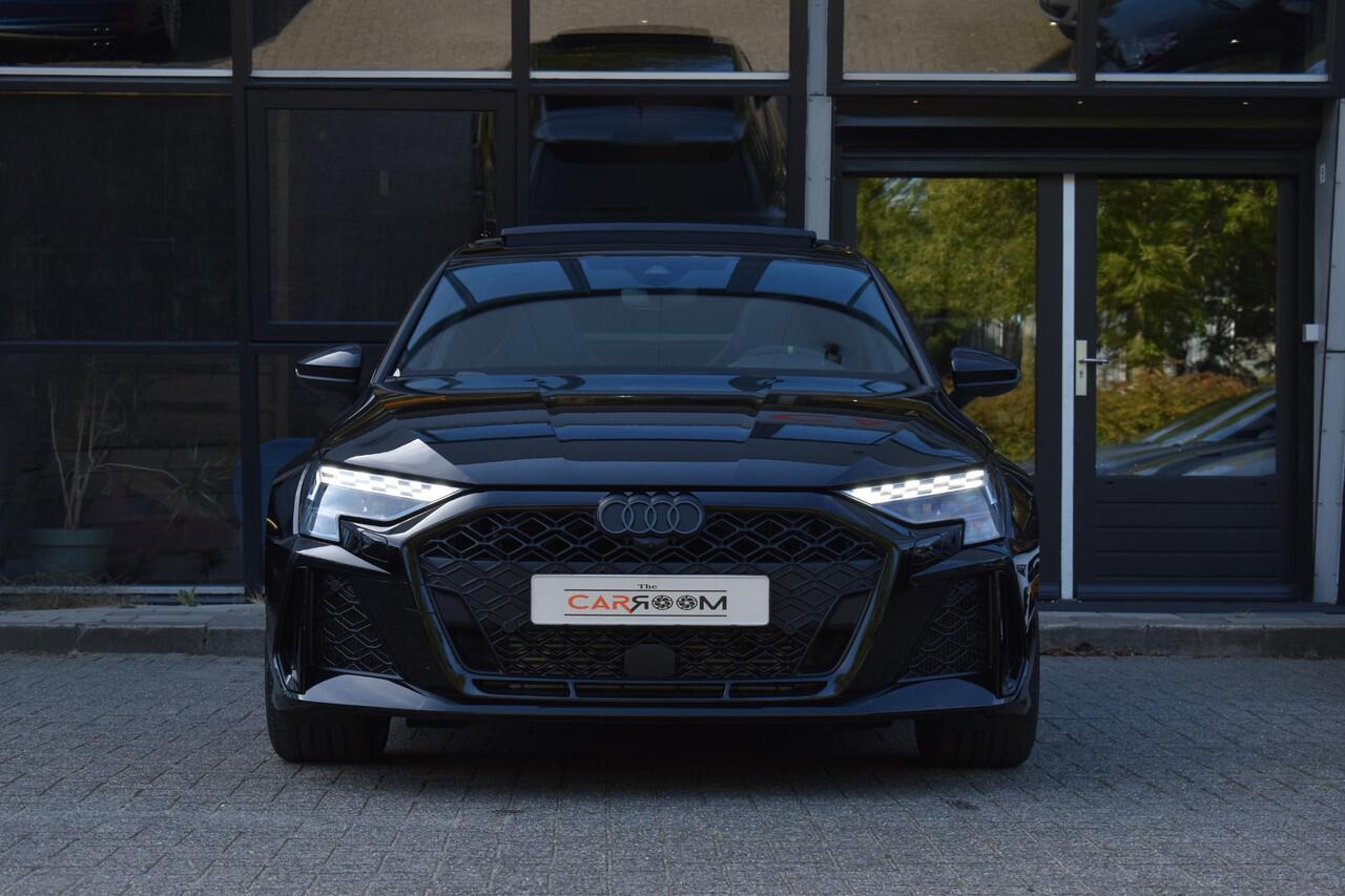 Audi RS3 Sportback 2.5 TFSI RS3 quattro HULK Pano HUD Kuip Lane Sonos Camera RS3 400PK