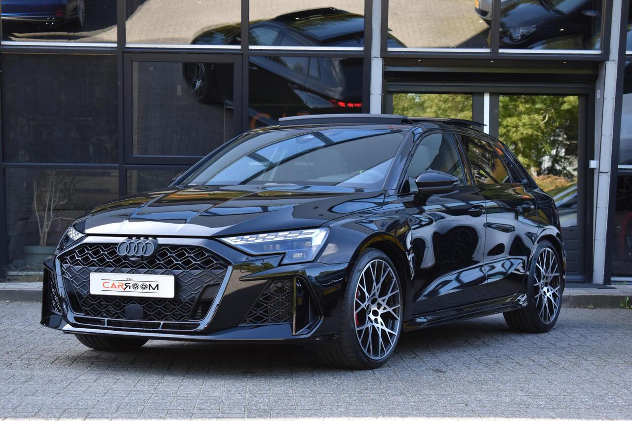 Audi RS3 Sportback 2.5 TFSI RS3 quattro HULK Pano HUD Kuip Lane Sonos Camera RS3 400PK