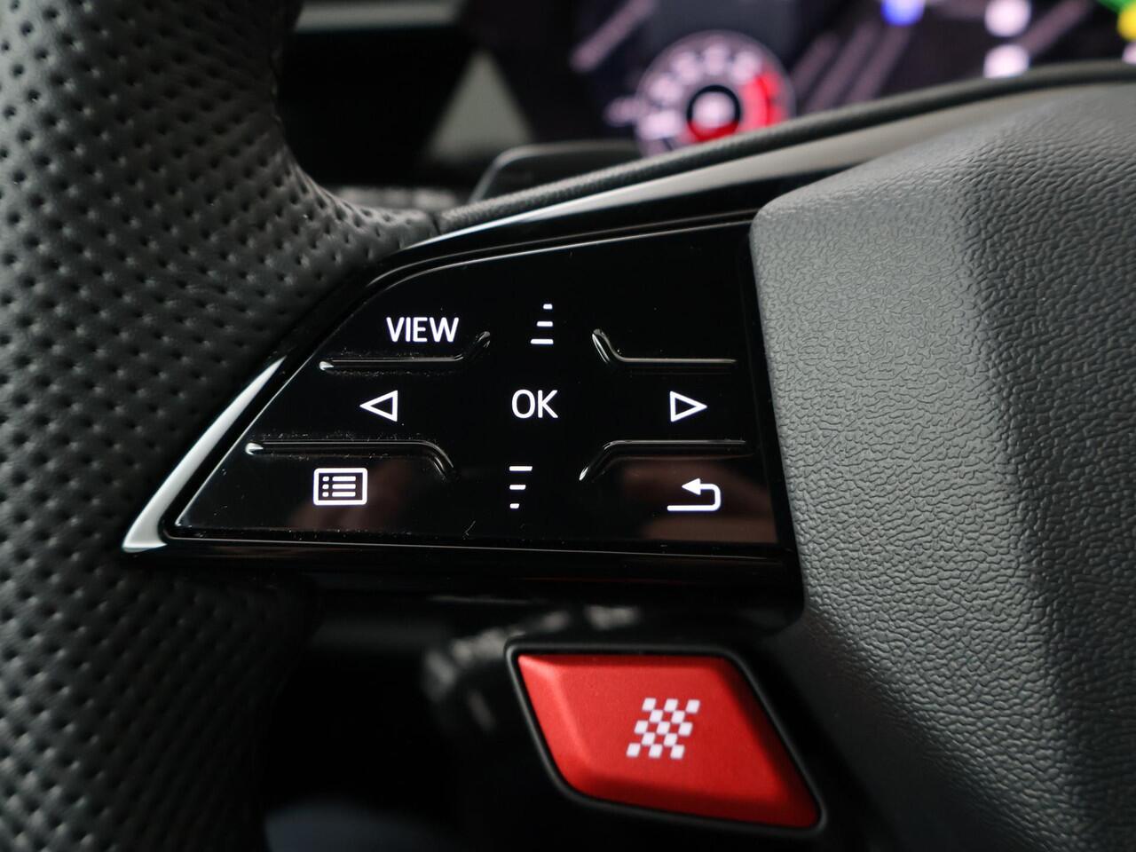 Audi RS3 Sportback 2.5 TFSI Quattro | 400 PK | Matrix LED lampen | RS Schaalstoelen | Audi Exclusive lak | SONOS premium 3D Sound | Topsnelheid 280 km/u | RS Sportuitlaat | Fabrieksgarantie tot 12-2029 of 100.000km| S line |