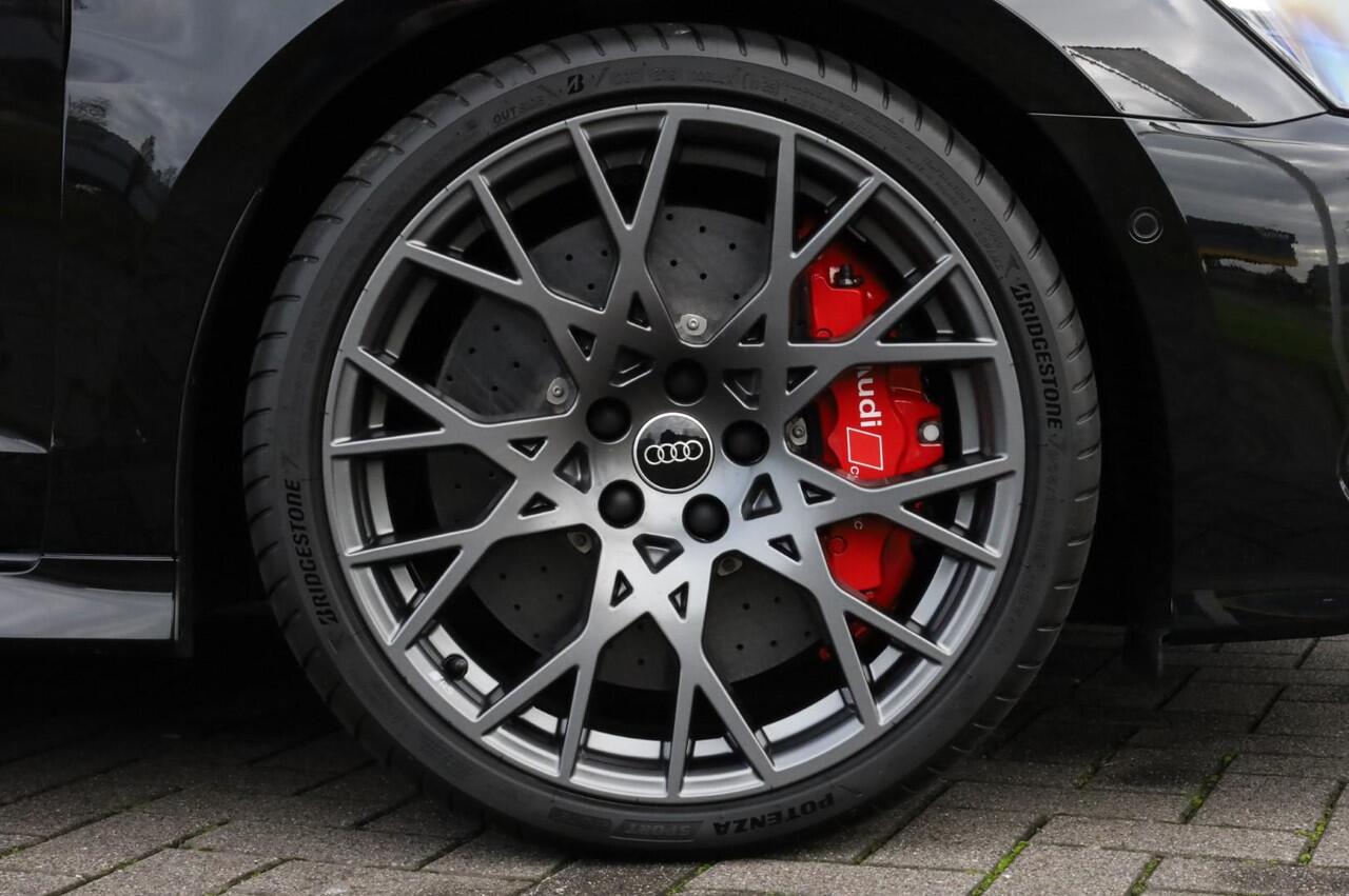 Audi RS3 Sportback Keramisch l Carbon l Pano l Massage