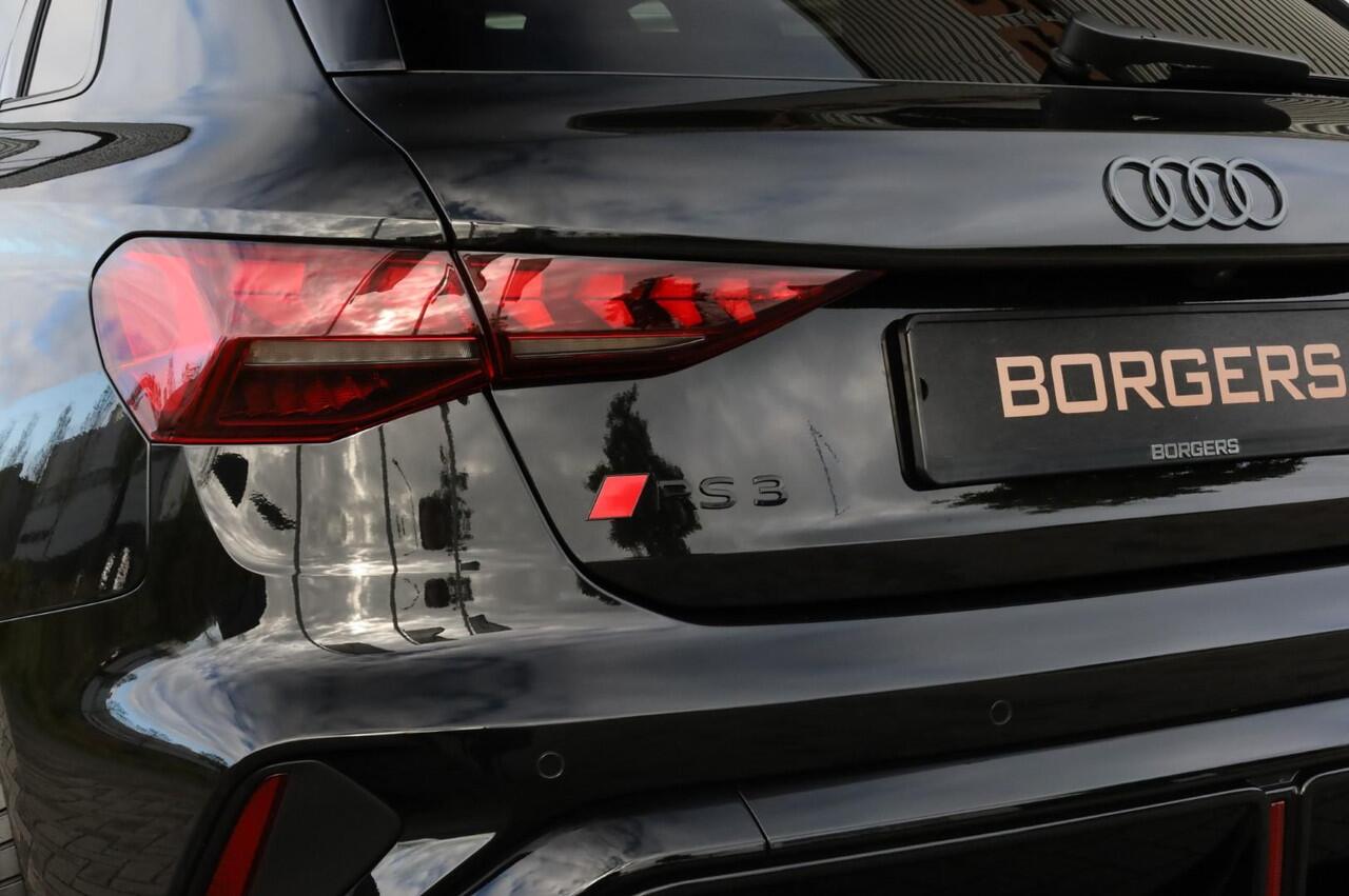 Audi RS3 Sportback Keramisch l Carbon l Pano l Massage