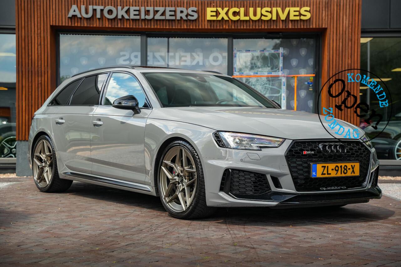 Audi RS4 A4 Avant 2.9 TFSI quattro Panoramadak B&O Keramisch Leer ACC Camera